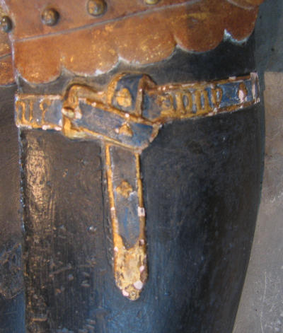 Garter over armour worn by effigy of Reginald De Cobham Lingfield St Peter and Paul